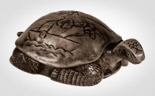 27 - Tortoise 1950 (Pearwood).jpg